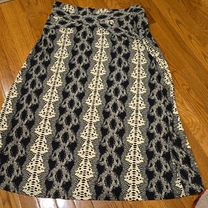 eci NEW YORK Stylish Black and Yellow Patterned Skirt